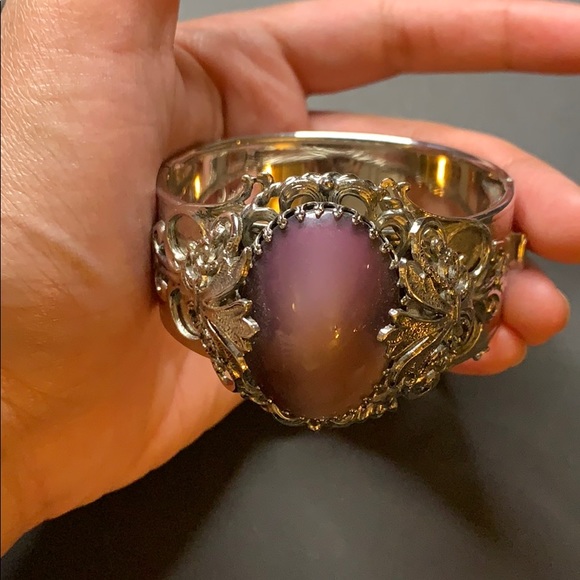 Whiting & Davis Bangle with Safety lock - Picture 6 of 6